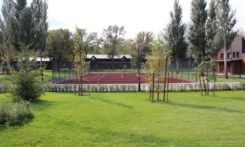 Спортивные площадки