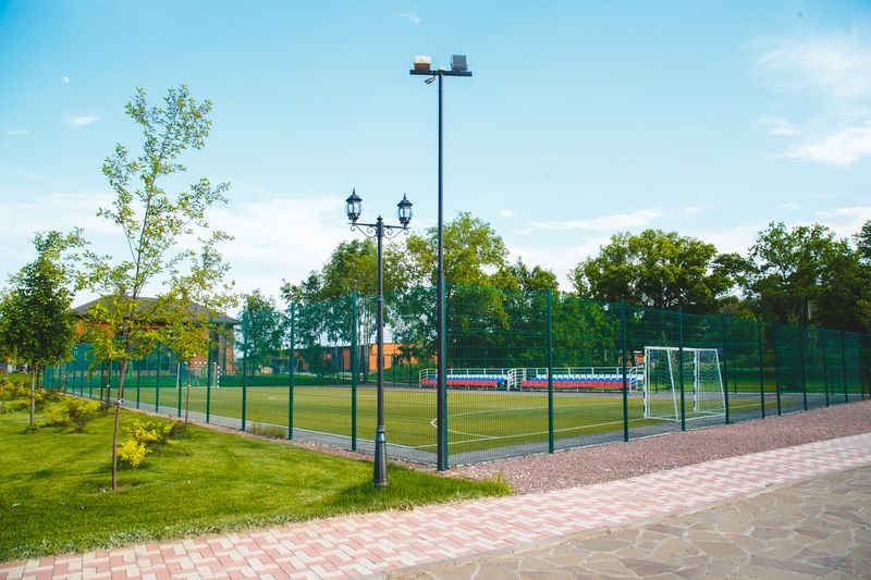 Спортивные площадки
