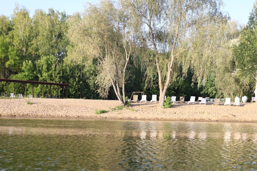 Летний пляж